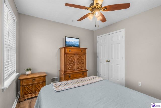 271 Warbler Road, Brandenburg, KY 40108