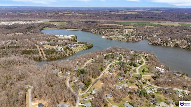 271 Warbler Road, Brandenburg, KY 40108