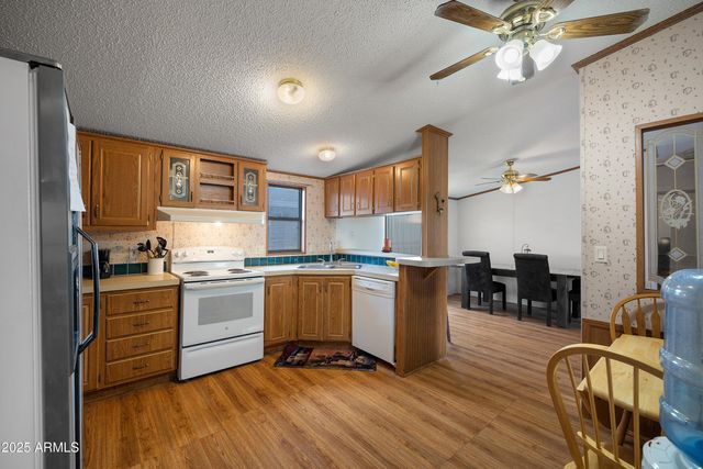 1802 E Campo Bello Drive 117, Phoenix, AZ 85022