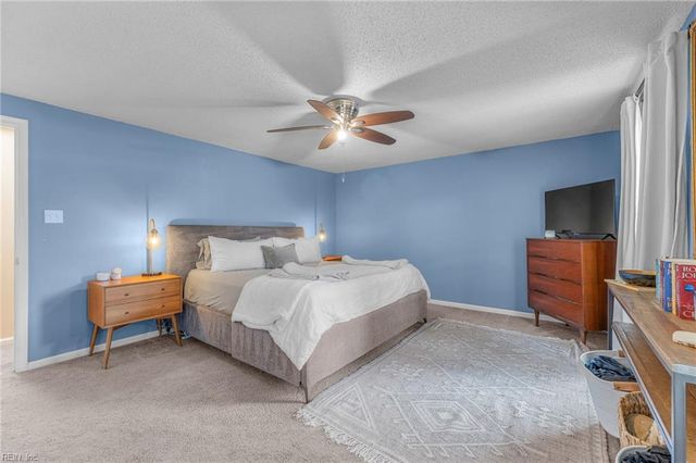 1077 Gauguin DR, Virginia Beach, VA 23454