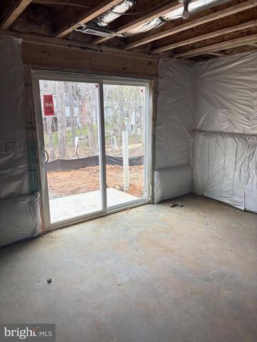 107 REPUBLIC AVE, Locust Grove, VA 22508