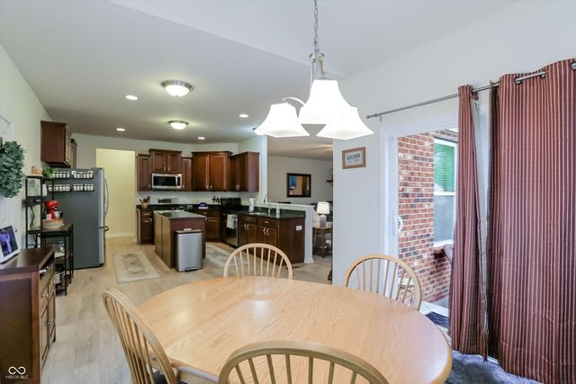 8814 New Heritage Court, Indianapolis, IN 46239