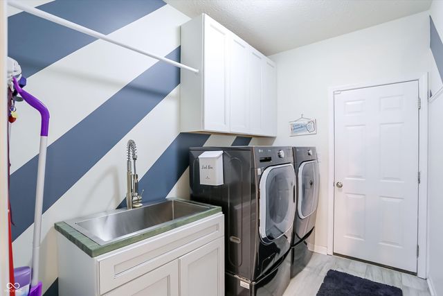 8814 New Heritage Court, Indianapolis, IN 46239