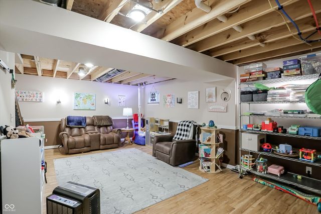 8814 New Heritage Court, Indianapolis, IN 46239