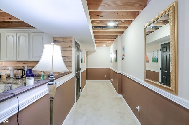 8814 New Heritage Court, Indianapolis, IN 46239