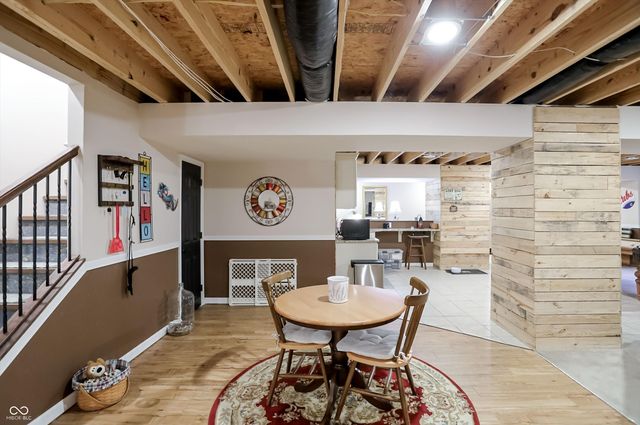 8814 New Heritage Court, Indianapolis, IN 46239