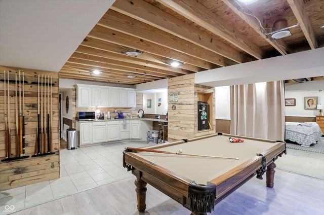 8814 New Heritage Court, Indianapolis, IN 46239
