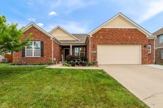 8814 New Heritage Court, Indianapolis, IN 46239