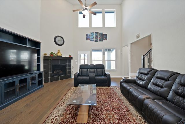 2425 Muirfield Drive, Little Elm, TX 75036