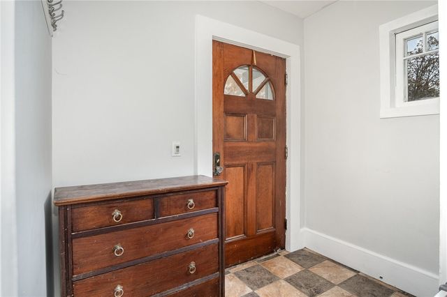 394 Laurelton Road, Irondequoit, NY 14609