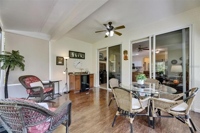 2068 SIFIELD GREENS WAY, Sun City Center, FL 33573