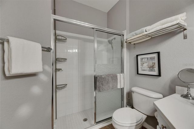 2068 SIFIELD GREENS WAY, Sun City Center, FL 33573