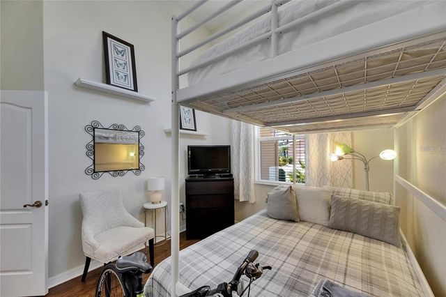 2068 SIFIELD GREENS WAY, Sun City Center, FL 33573