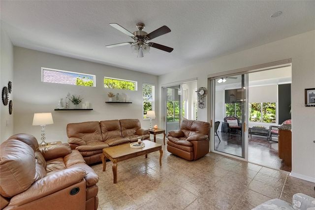 2068 SIFIELD GREENS WAY, Sun City Center, FL 33573