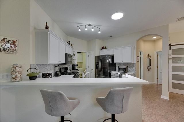 2068 SIFIELD GREENS WAY, Sun City Center, FL 33573