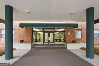 2965 Pharr Court South NW 609, Atlanta, GA 30305