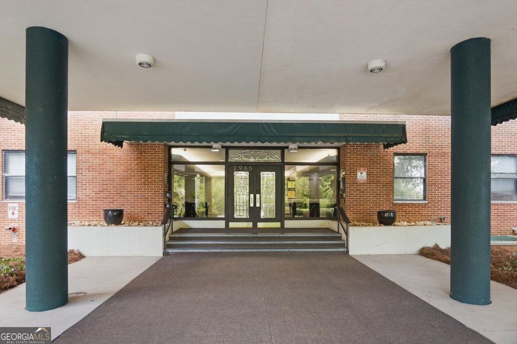 2965 Pharr Court South NW 609, Atlanta, GA 30305 — exterior
