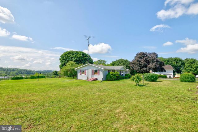 4843 HOMEVILLE RD, Cochranville, PA 19330
