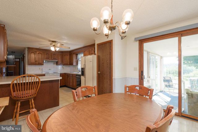 4843 HOMEVILLE RD, Cochranville, PA 19330