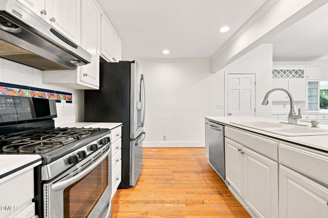 2721 Van Dyke Avenue, Raleigh, NC 27607
