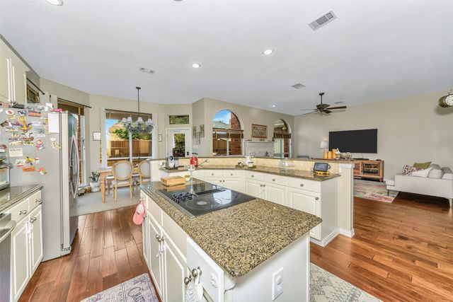3608 Edgestone Drive, Plano, TX 75093
