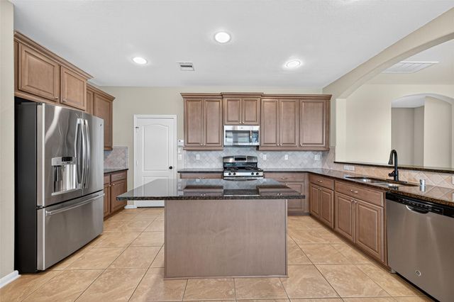 19323 S Cottonwood Green Lane, Cypress, TX 77433