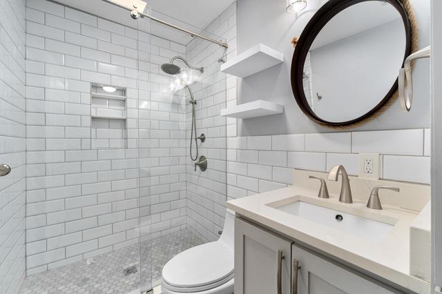 11901 Swearingen DR 79, Austin, TX 78758