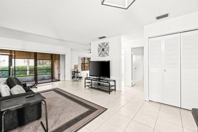 3742 English Lane D, Lake Worth, FL 33467