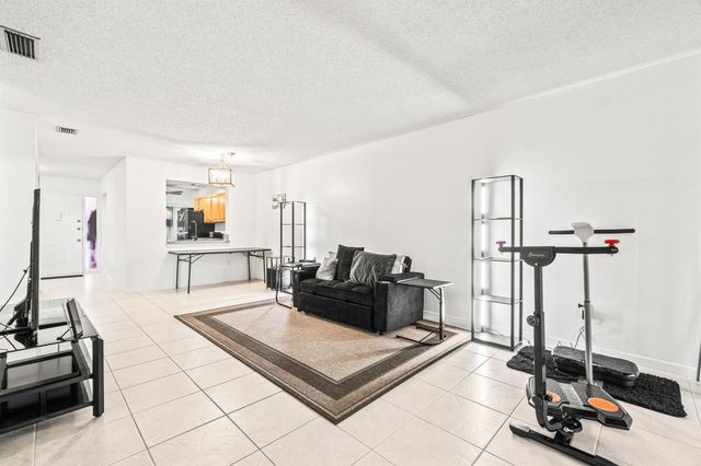 3742 English Lane D, Lake Worth, FL 33467