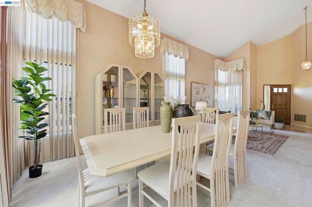 43884 Cameron Hills Drive, Fremont, CA 94539