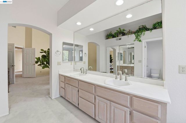 43884 Cameron Hills Drive, Fremont, CA 94539