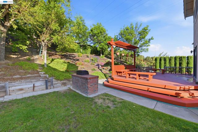 43884 Cameron Hills Drive, Fremont, CA 94539