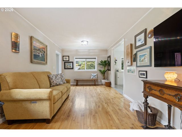 2434 Sw 6TH Ave, Camas, WA 98607