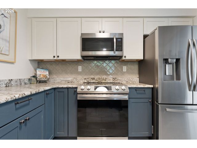2434 Sw 6TH Ave, Camas, WA 98607