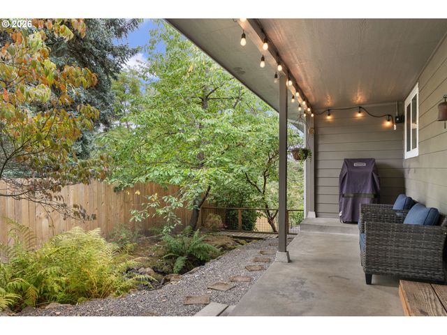 2434 Sw 6TH Ave, Camas, WA 98607