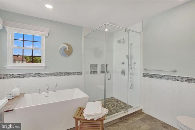 4829 GREEN HEATHER CT, Doylestown, PA 18902