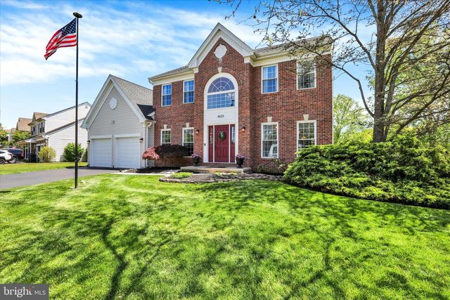 4829 GREEN HEATHER CT, Doylestown, PA 18902