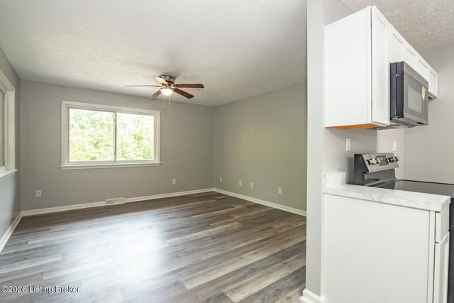 163 Wisteria Ln, Brandenburg, KY 40108