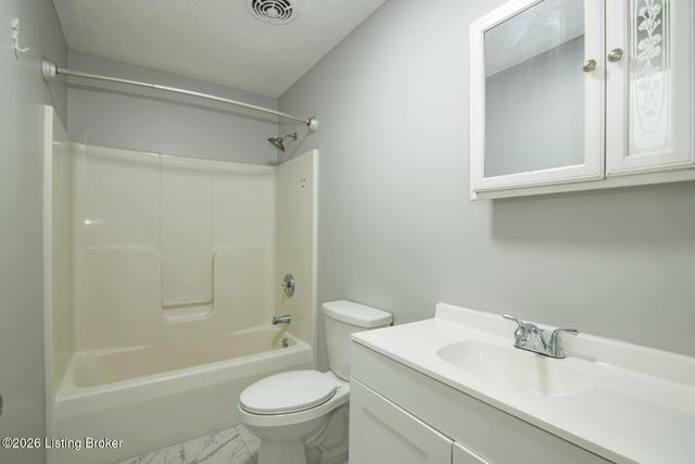 163 Wisteria Ln, Brandenburg, KY 40108