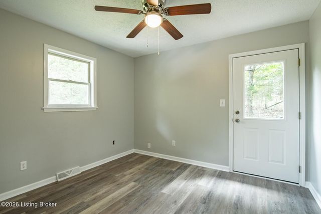 163 Wisteria Ln, Brandenburg, KY 40108