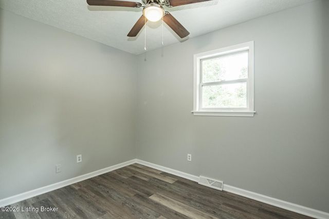 163 Wisteria Ln, Brandenburg, KY 40108