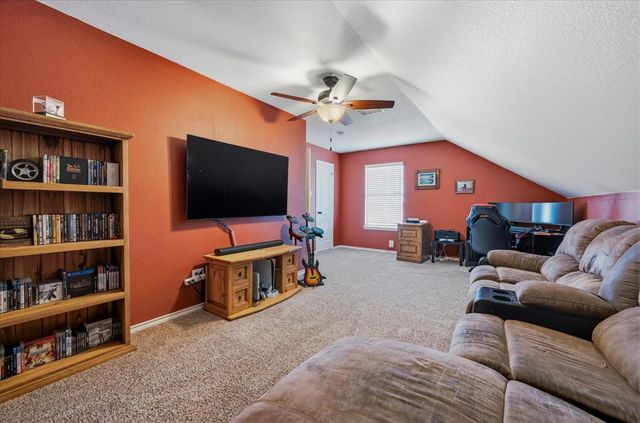 104 Caballos Lane, Springtown, TX 76082