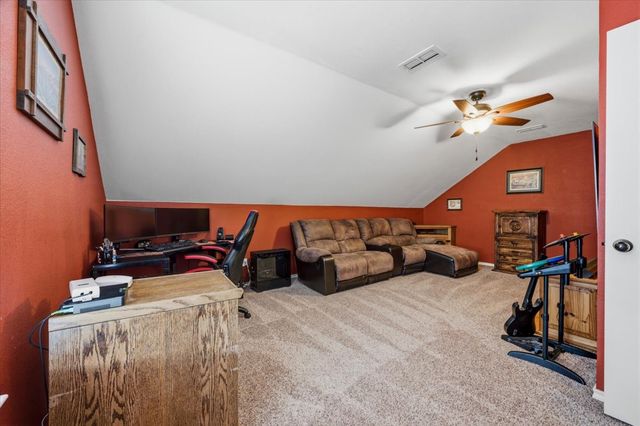 104 Caballos Lane, Springtown, TX 76082
