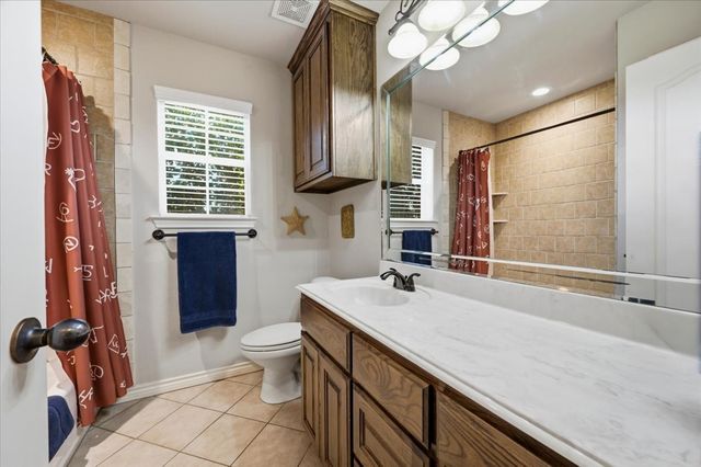 104 Caballos Lane, Springtown, TX 76082