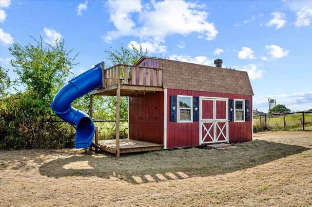 104 Caballos Lane, Springtown, TX 76082