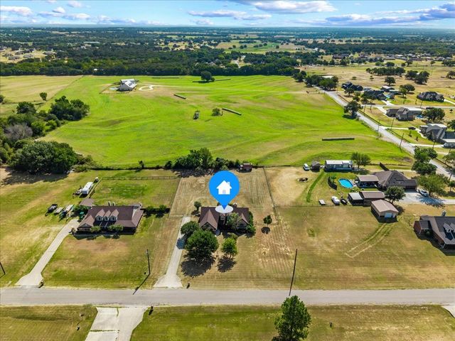 104 Caballos Lane, Springtown, TX 76082