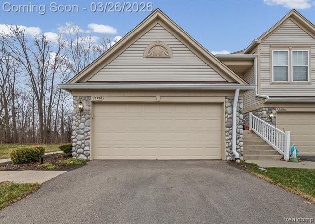 26756 Kirkway Circle, Woodhaven, MI 48183