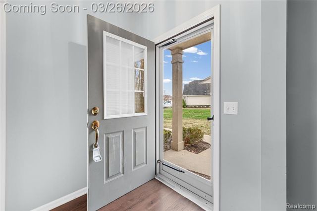 26756 Kirkway Circle, Woodhaven, MI 48183