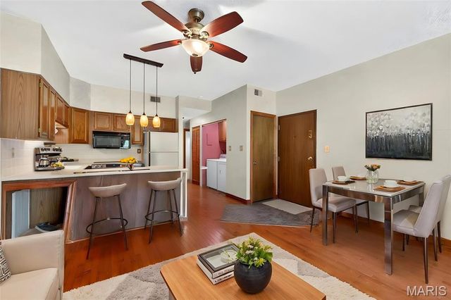 13818 Amiot Drive A, Maryland Heights, MO 63146