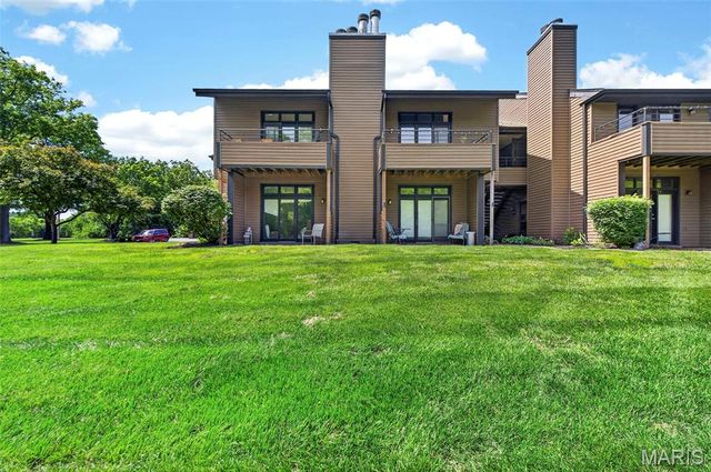 13818 Amiot Drive A, Maryland Heights, MO 63146